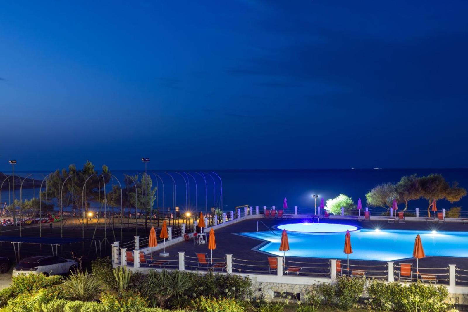 Crovatico Club Vacanze Vieste Buitenkant foto